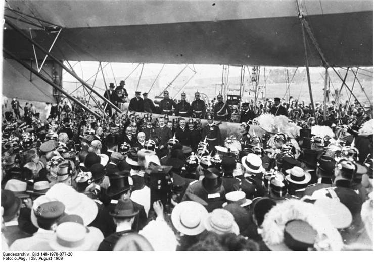 Picture of Zeppelin LZ 6 in Berlin