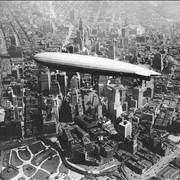 Picture of ZR 3  USS Los Angele Airship over Manhattan